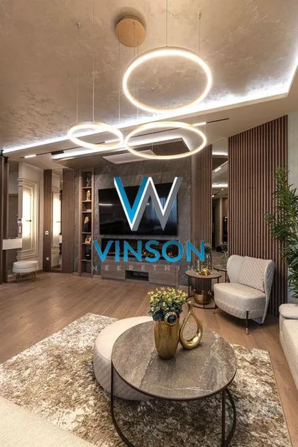 Lasla Gala | 4zida.rs