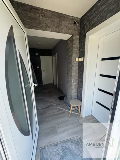 Jabučje | 4zida.rs