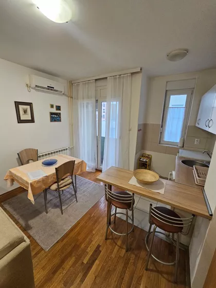 Stari Grad | 4zida.rs