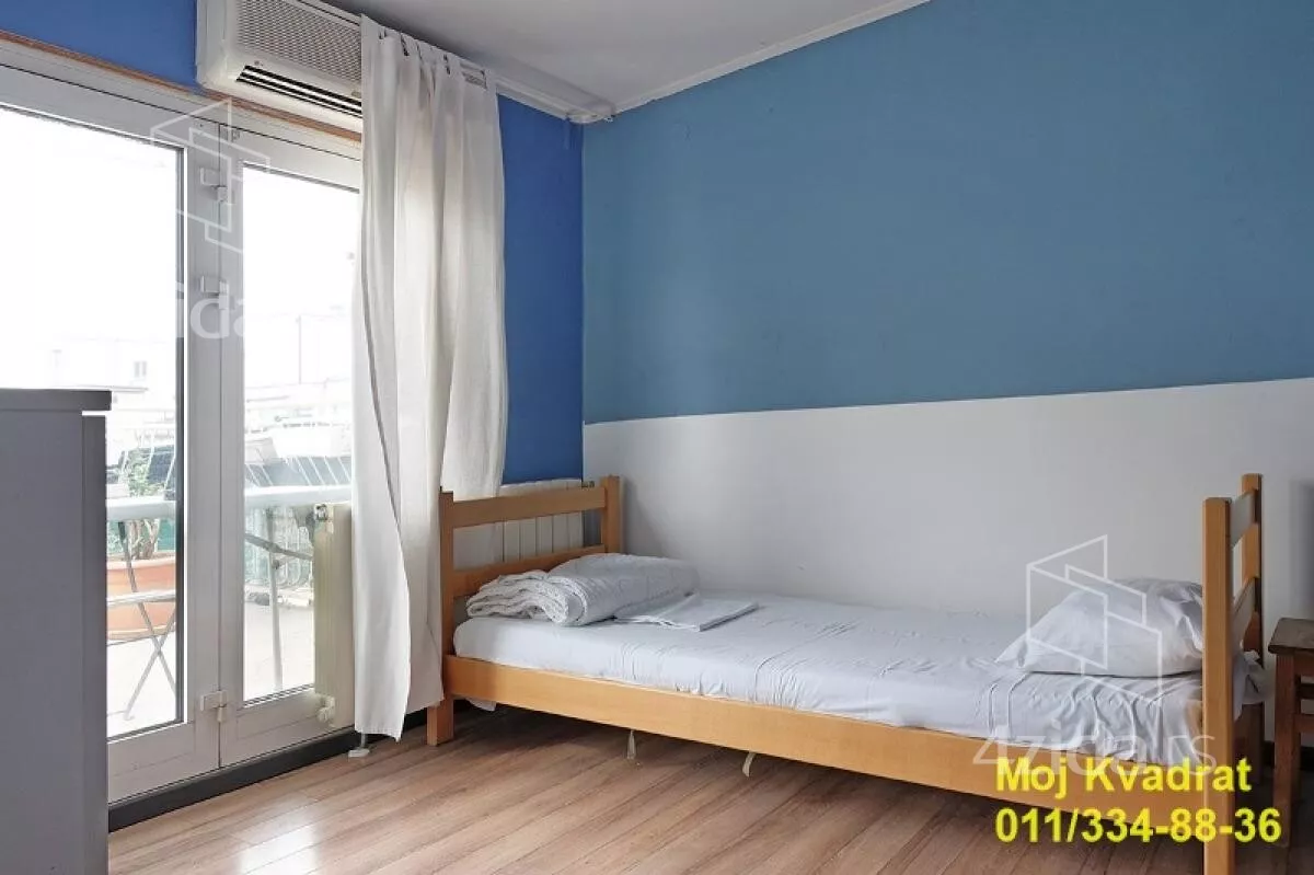 Šestosoban stan | 4zida