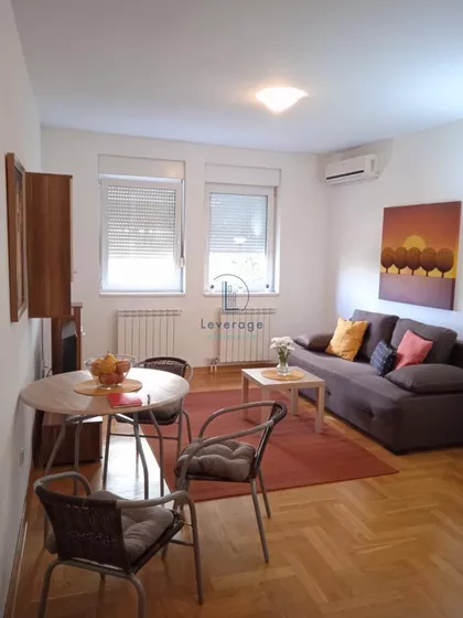 Živka Davidovića | 4zida.rs