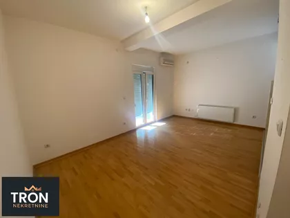 Nemanjina | 4zida.rs