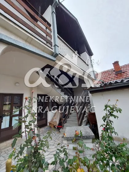 Šest Topola | 4zida.rs