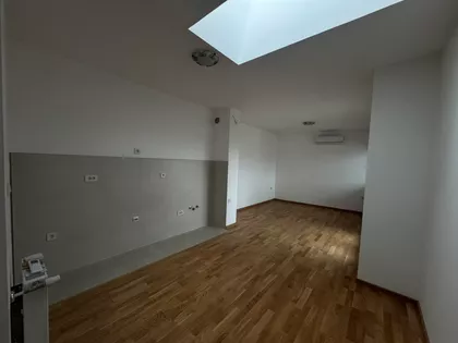 Gradske lokacije | 4zida.rs