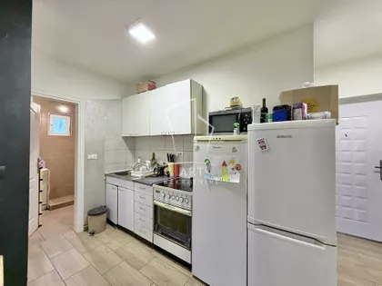 Vladimira Rolovića | 4zida.rs