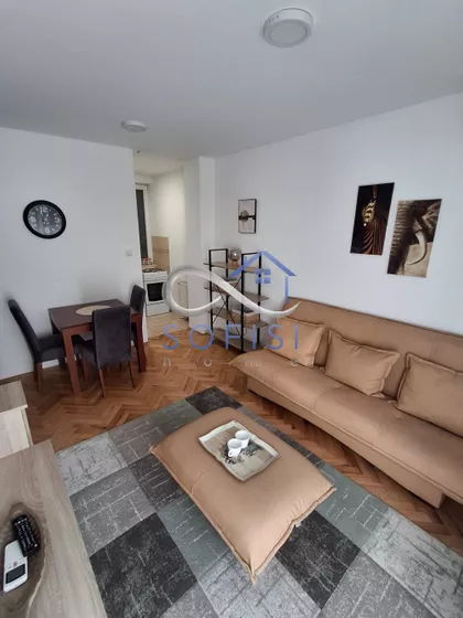 Janka Čmelika | 4zida.rs