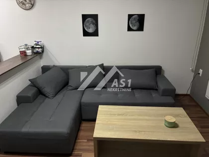 Bulevar Cara Lazara | 4zida.rs