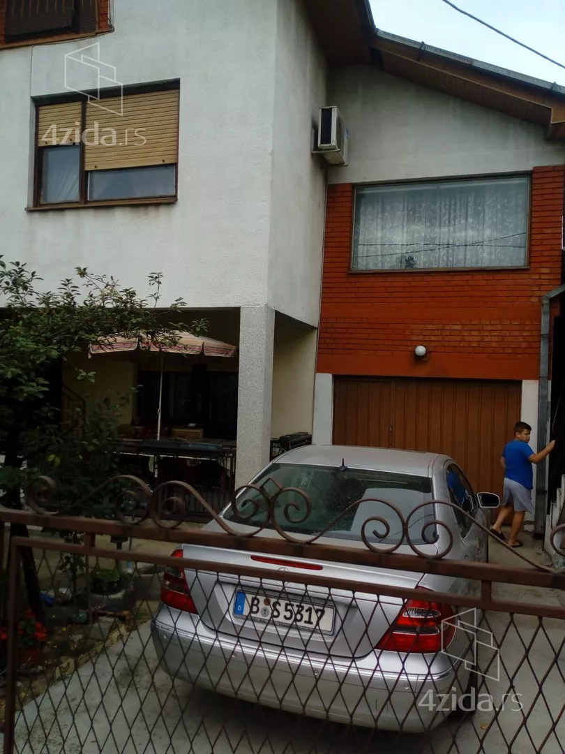 3-etažna kuća | 4zida