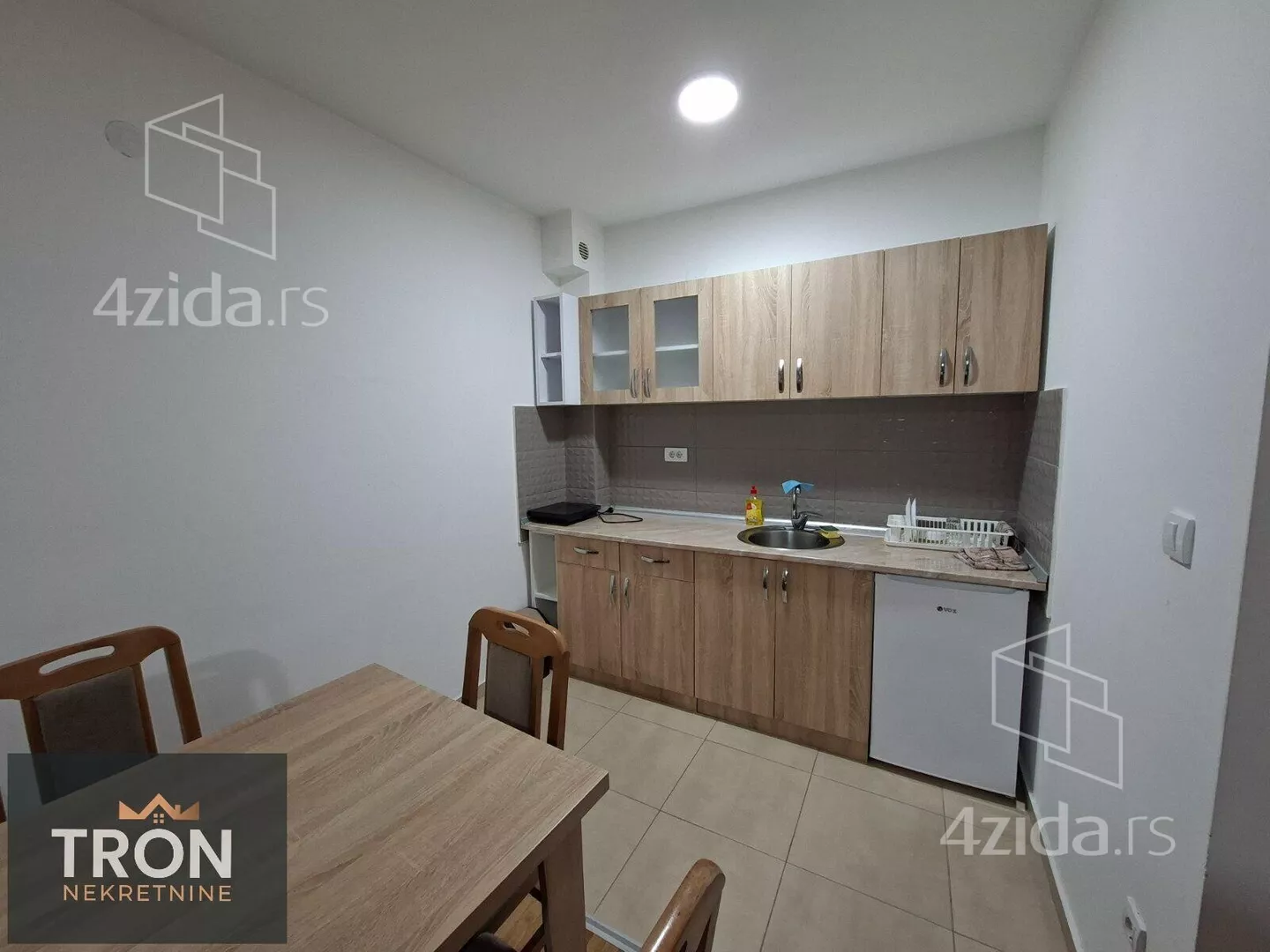 Garsonjera | 4zida