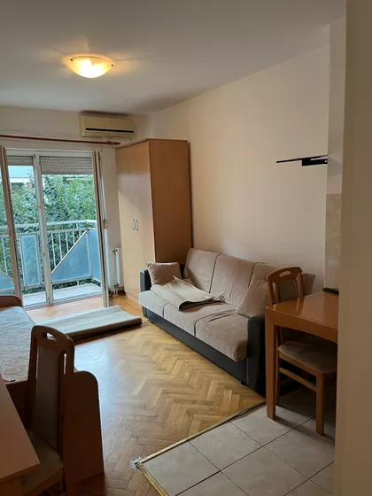 Danila Kiša 39 | 4zida.rs