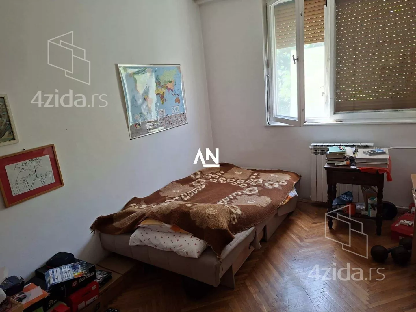 Troiposoban stan | 4zida