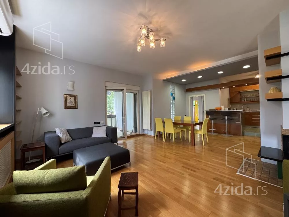 Petosoban stan | 4zida