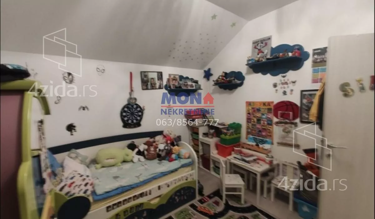 Troiposoban stan | 4zida