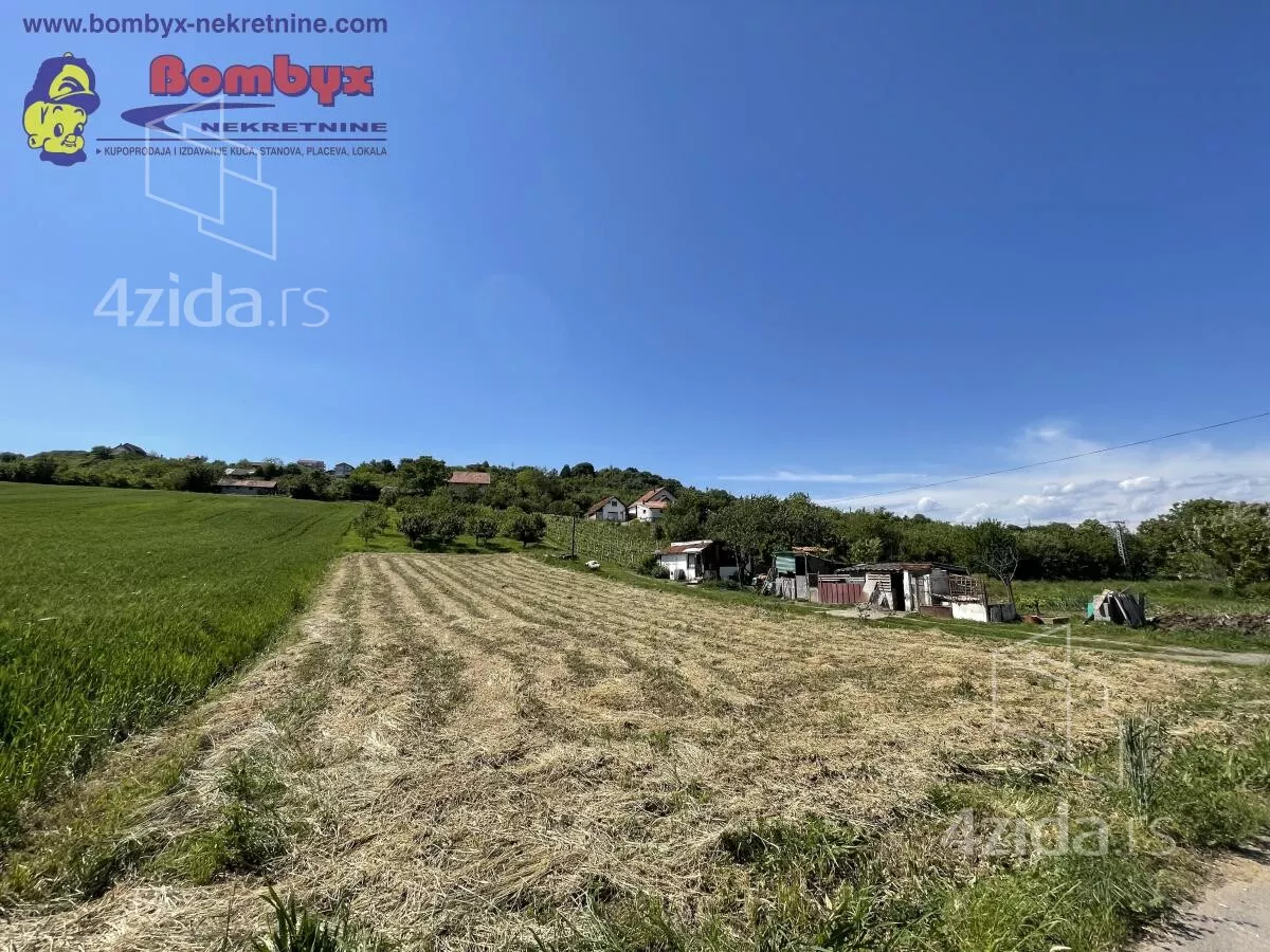 Plac | 4zida
