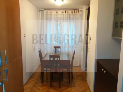 Zvečanska | 4zida.rs