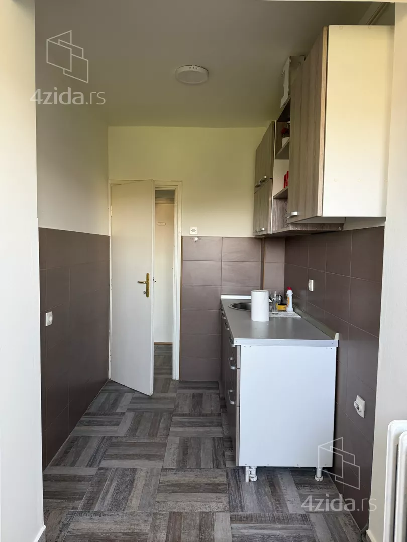 Kancelarija | 4zida