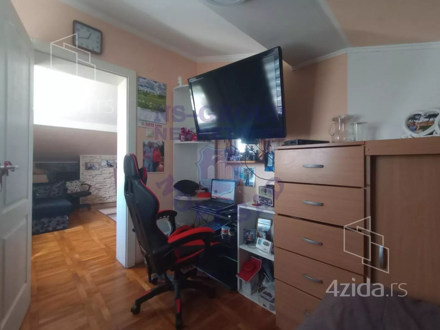 Dvoiposoban stan | 4zida