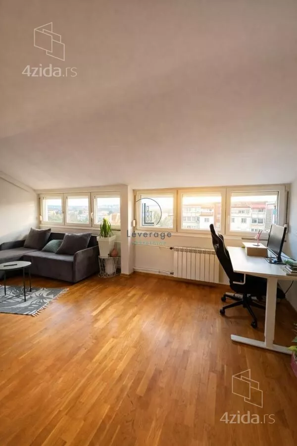 Troiposoban stan | 4zida