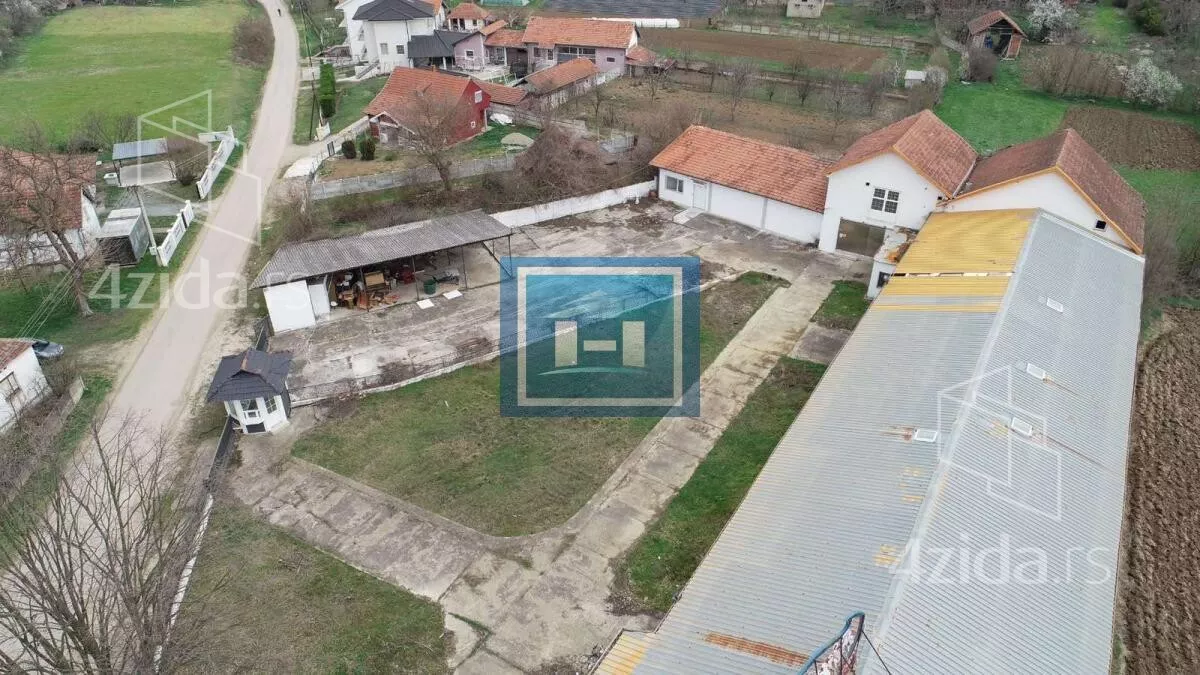 Poslovni prostor | 4zida