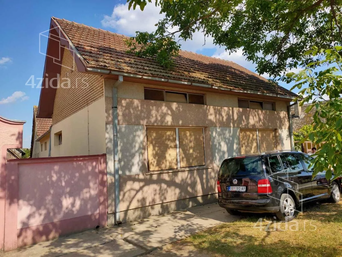 Kuća | 4zida