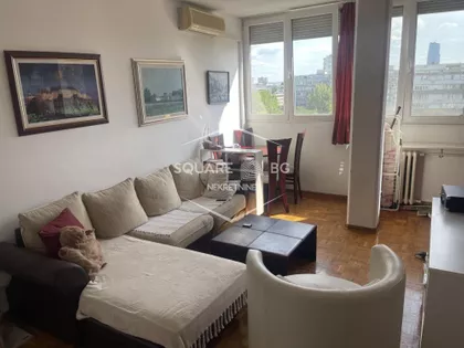 Pariske komune | 4zida.rs