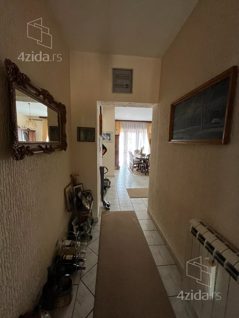 3-etažna kuća | 4zida