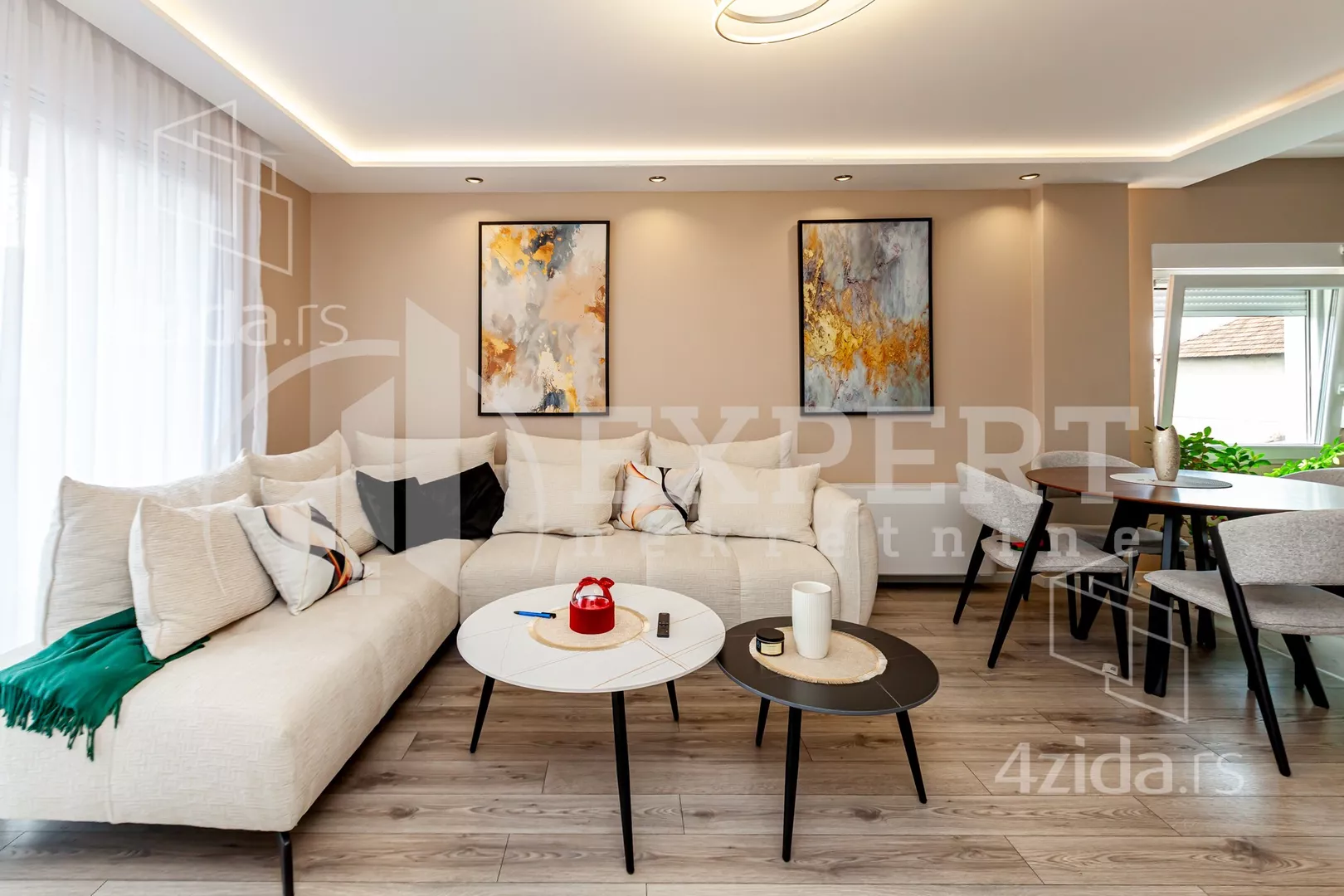 Dvoiposoban stan | 4zida