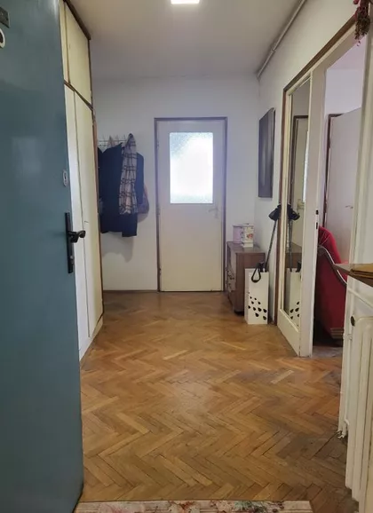 Pariske komune | 4zida.rs