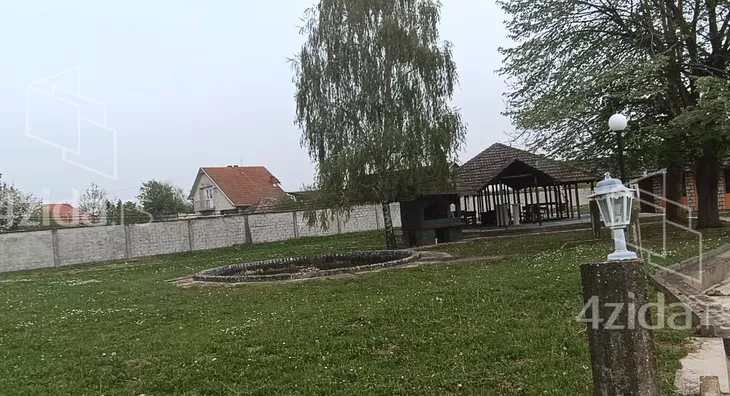 Ugostiteljski objekat | 4zida