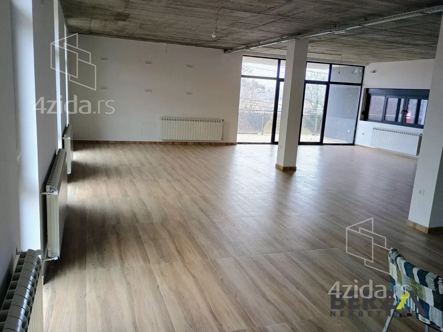 Poslovni prostor | 4zida