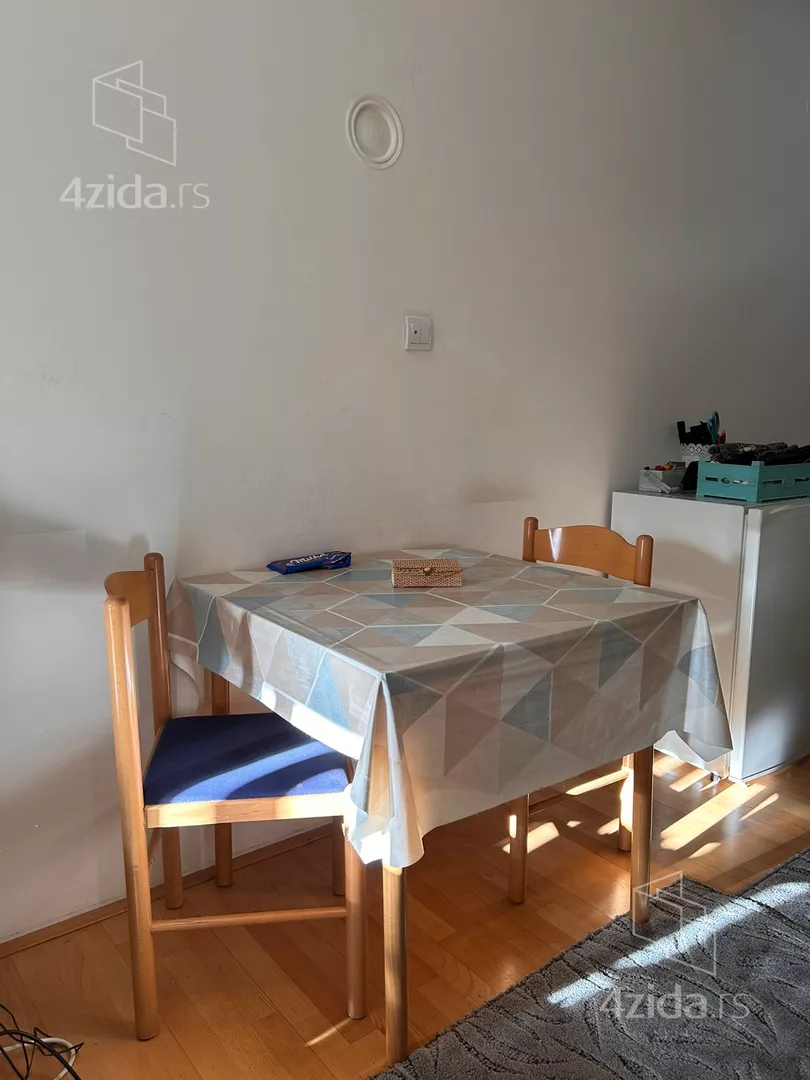 Garsonjera | 4zida