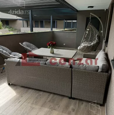 Četvoroiposoban stan | 4zida