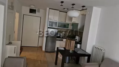 Maksima Gorkog | 4zida.rs