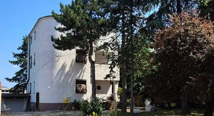 4-etažna kuća | 4zida
