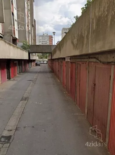 Garaža | 4zida