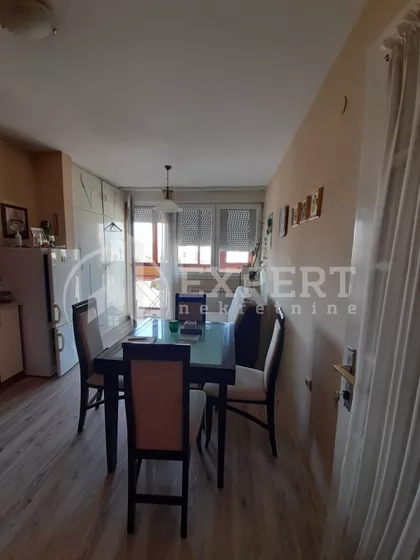 Trg 14. oktobra | 4zida.rs