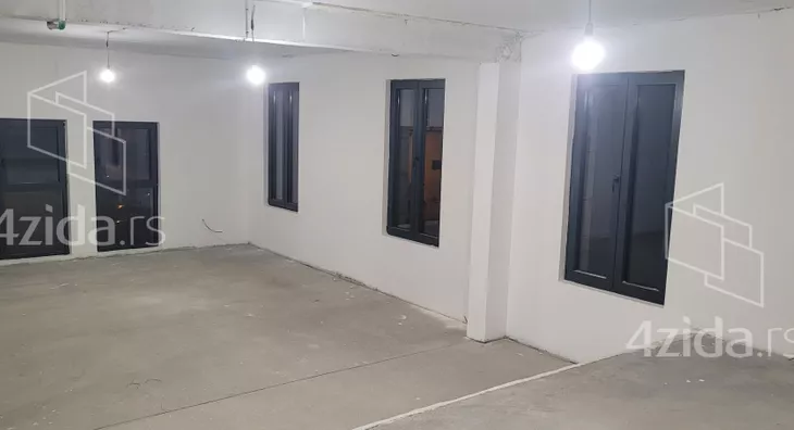 Poslovni prostor | 4zida