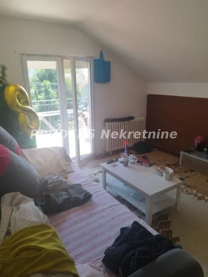Radnička | 4zida.rs