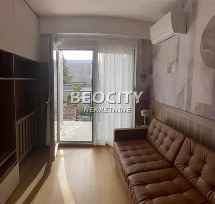 Pavla Papa | 4zida.rs