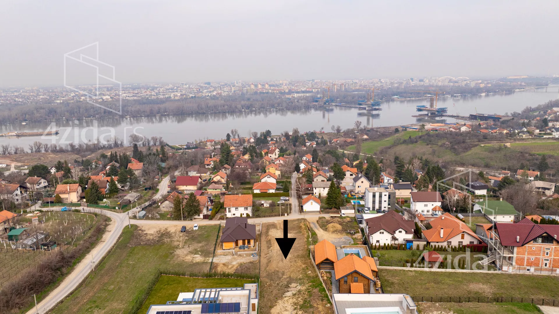 Građevinsko zemljište | 4zida