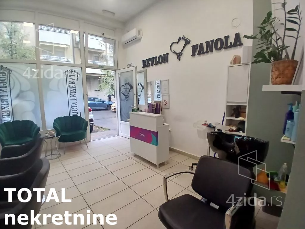 Poslovni prostor | 4zida