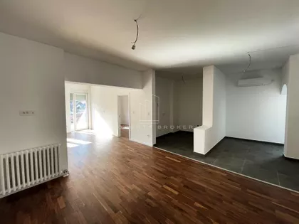 Teodora Hercla | 4zida.rs