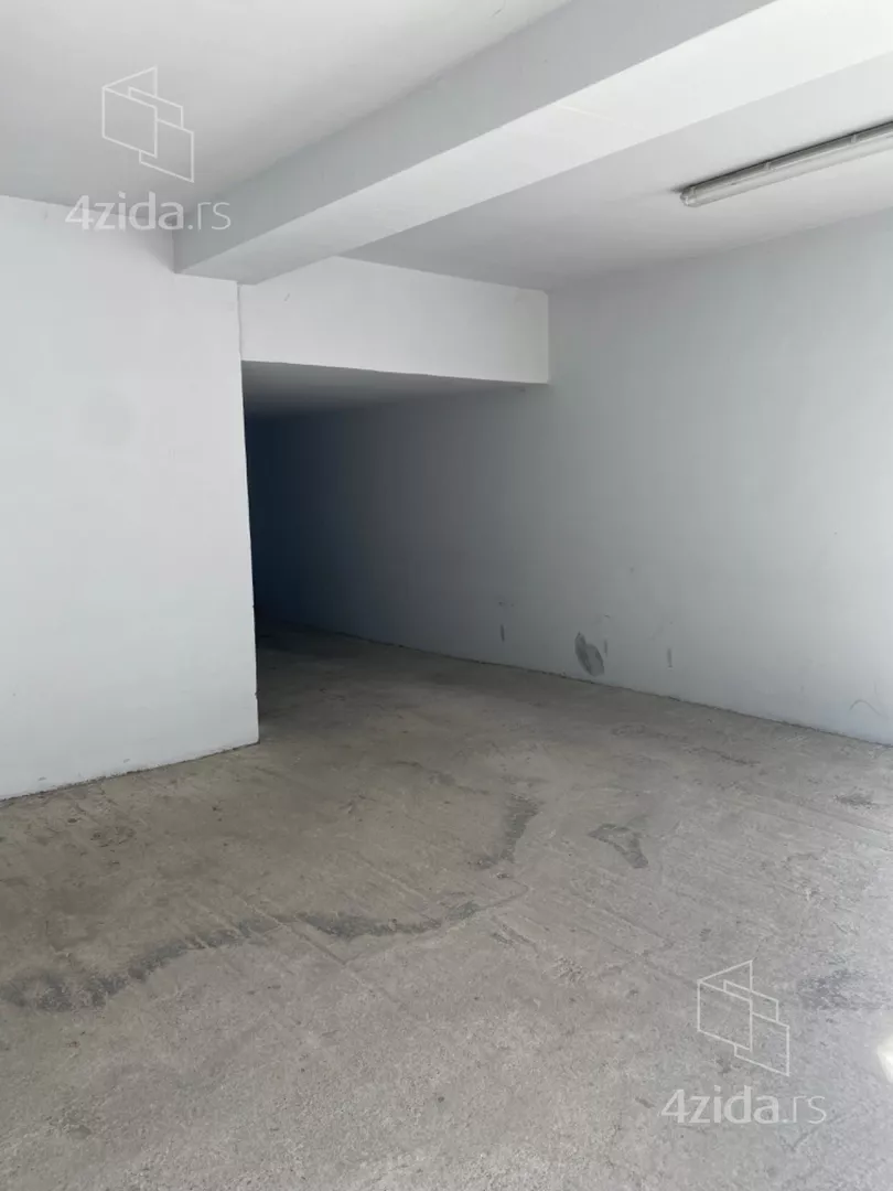 Garaža | 4zida