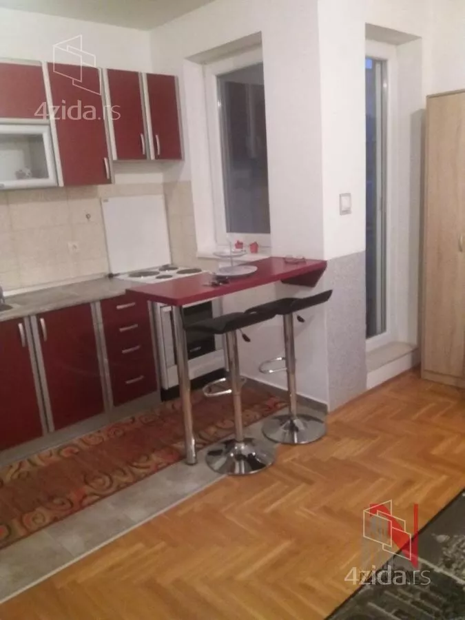 Garsonjera | 4zida