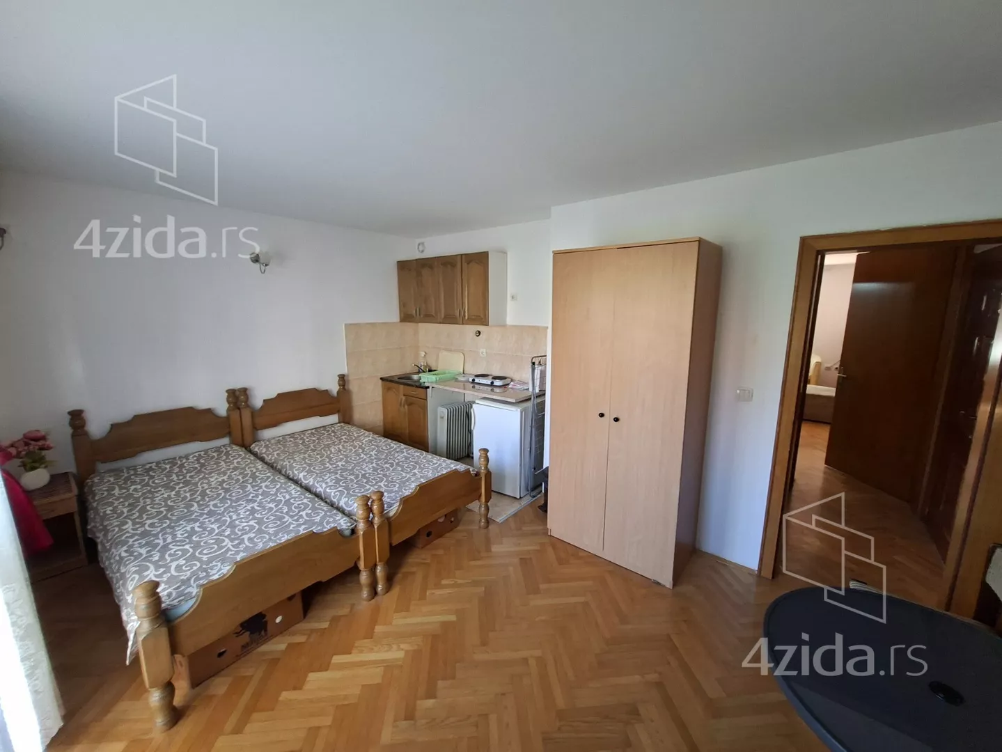 Garsonjera | 4zida