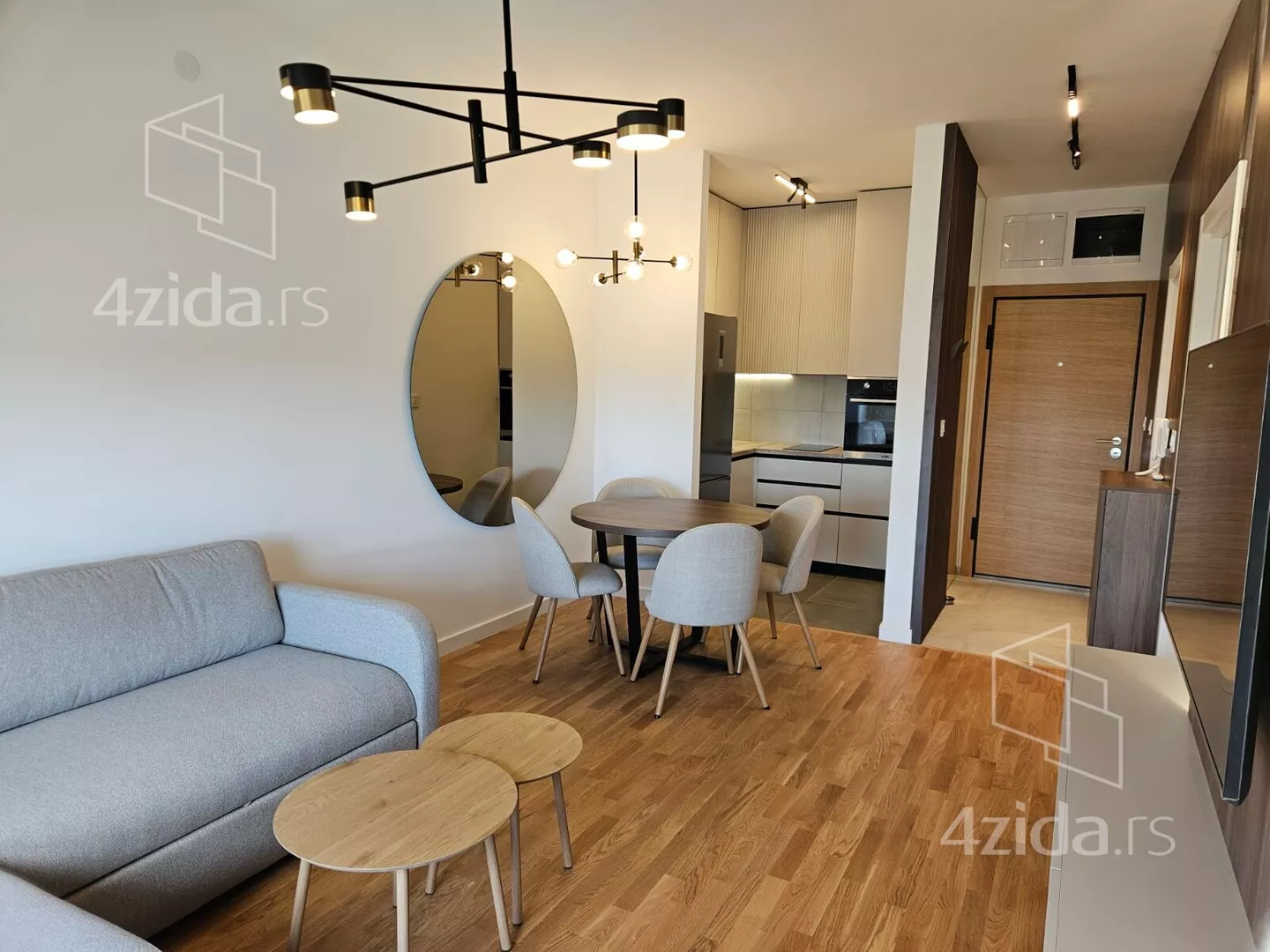 Jednoiposoban stan | 4zida