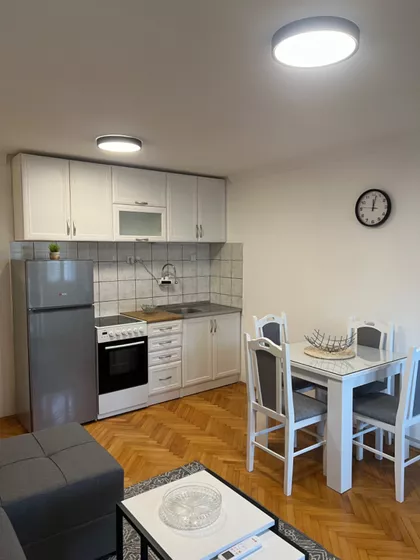 Vojvode Mišića 95 | 4zida.rs