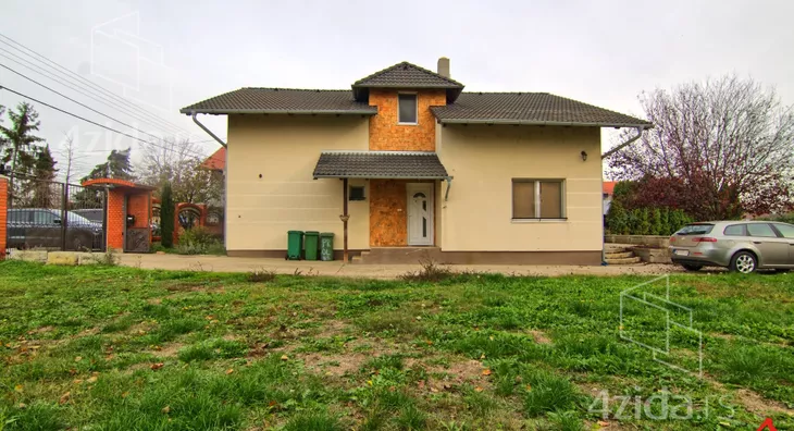 Kuća | 4zida