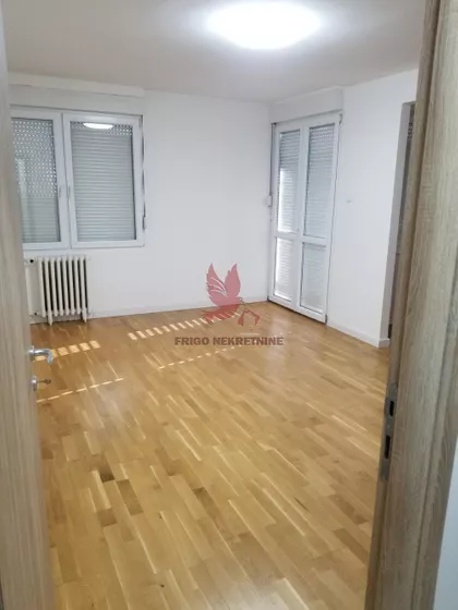 Banovo Brdo | 4zida.rs