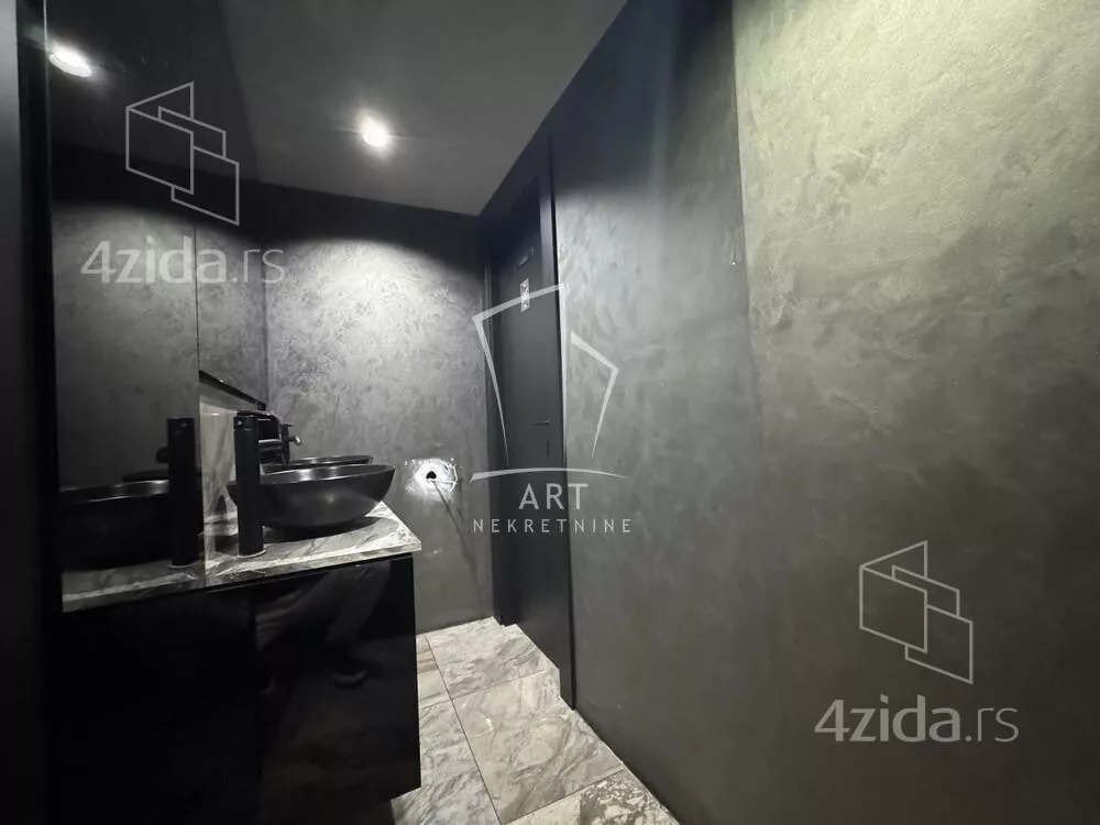 Lokal | 4zida